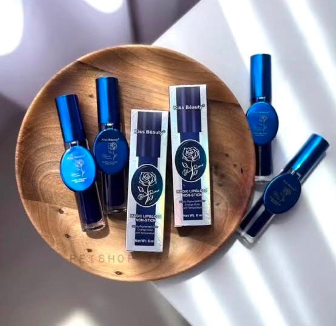Kiss Beauty Magic Lip Gloss Blue Roses