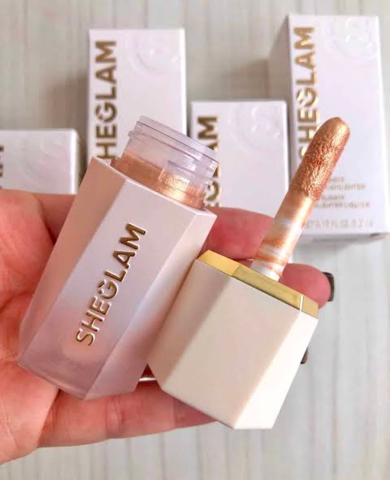 Sheglam Liquid Highlighter (Tea Cake)