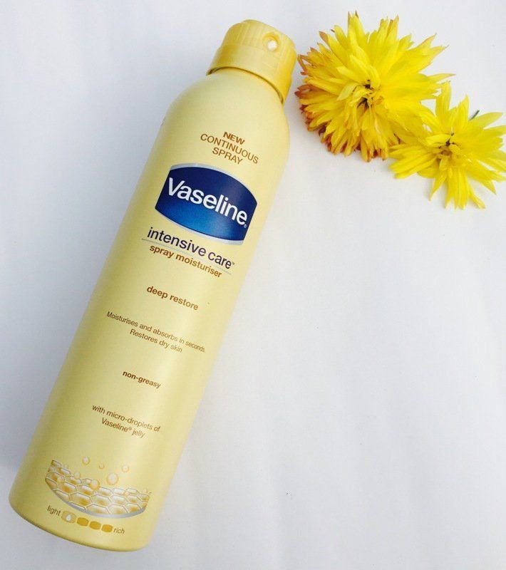 Vaseline Spray Moisturiser Dry Skin Repair 184g