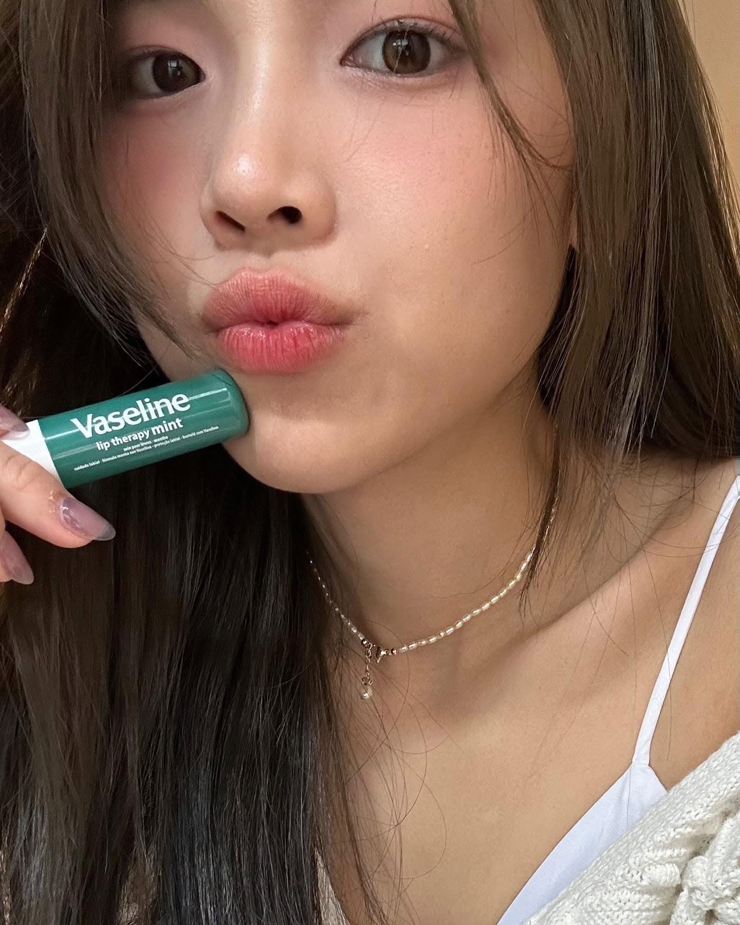 Vaseline Lip Therapy Mint 4.8g