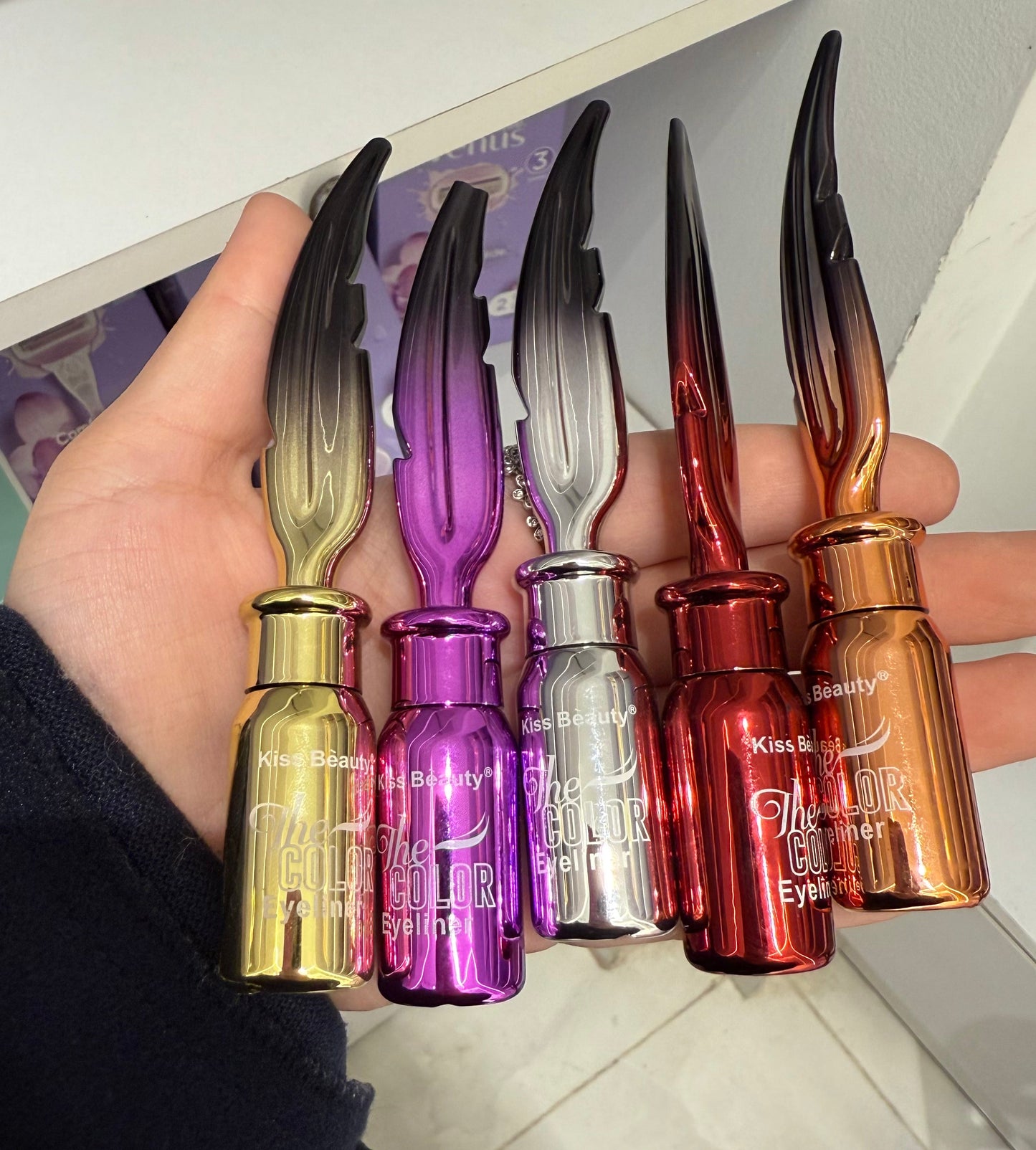 Kiss Beauty Coloful Liquid Eyeliner