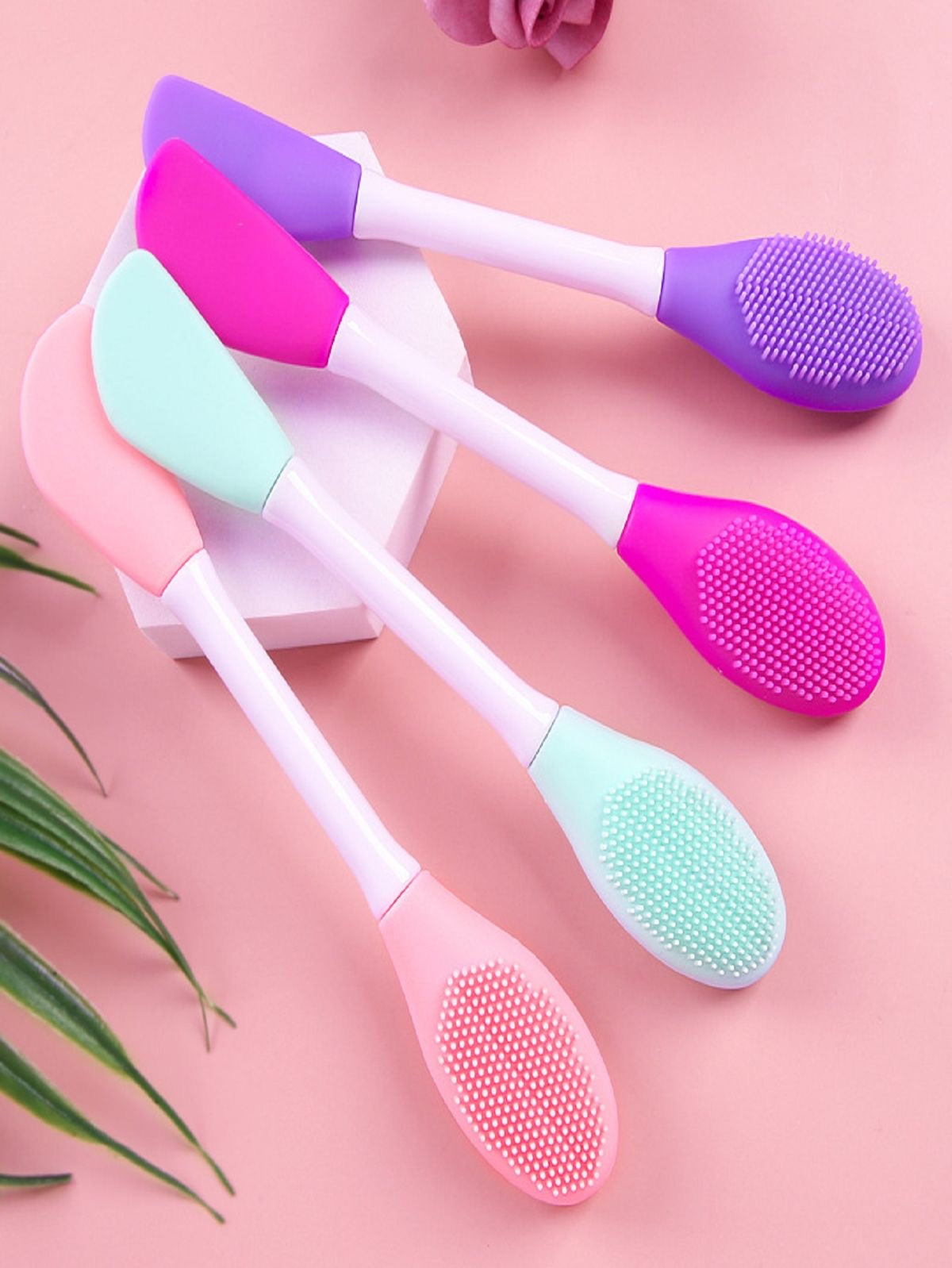 Scrub & Mask Brush